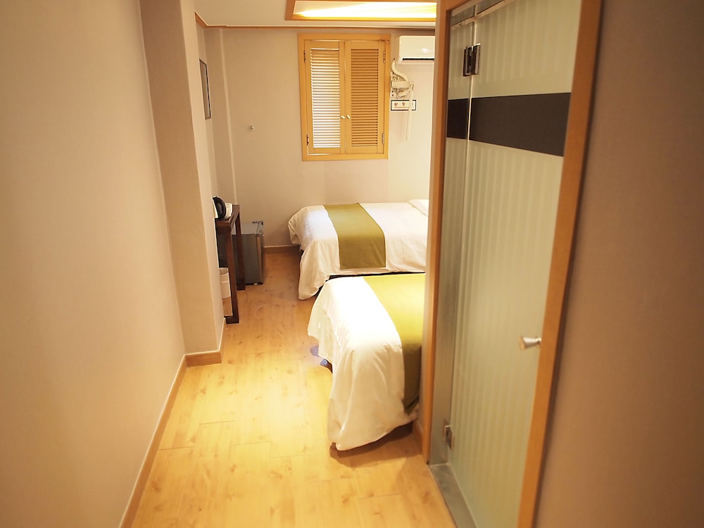 HOTEL PARK HILL MYEONGDONG 27/50