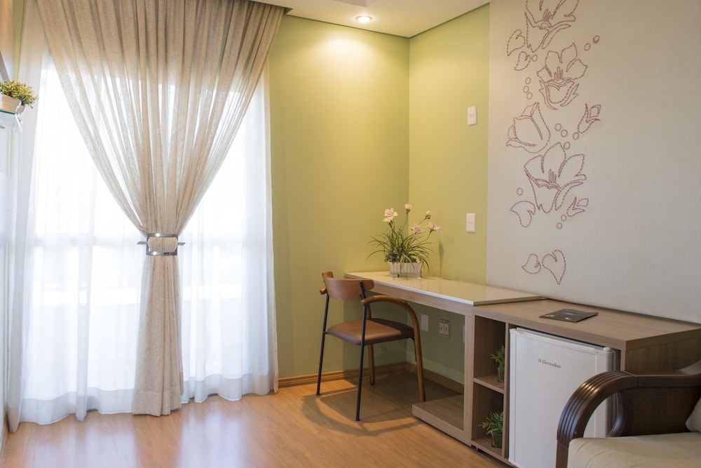 Regente Hotel 7/50