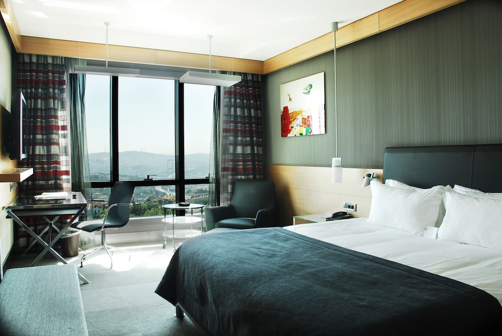 Point Hotel Barbaros 13/62