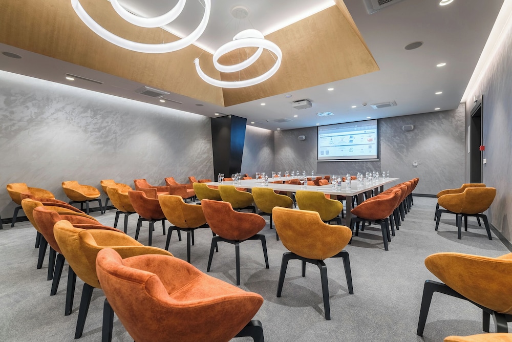 Hotel Mirjam 43/50