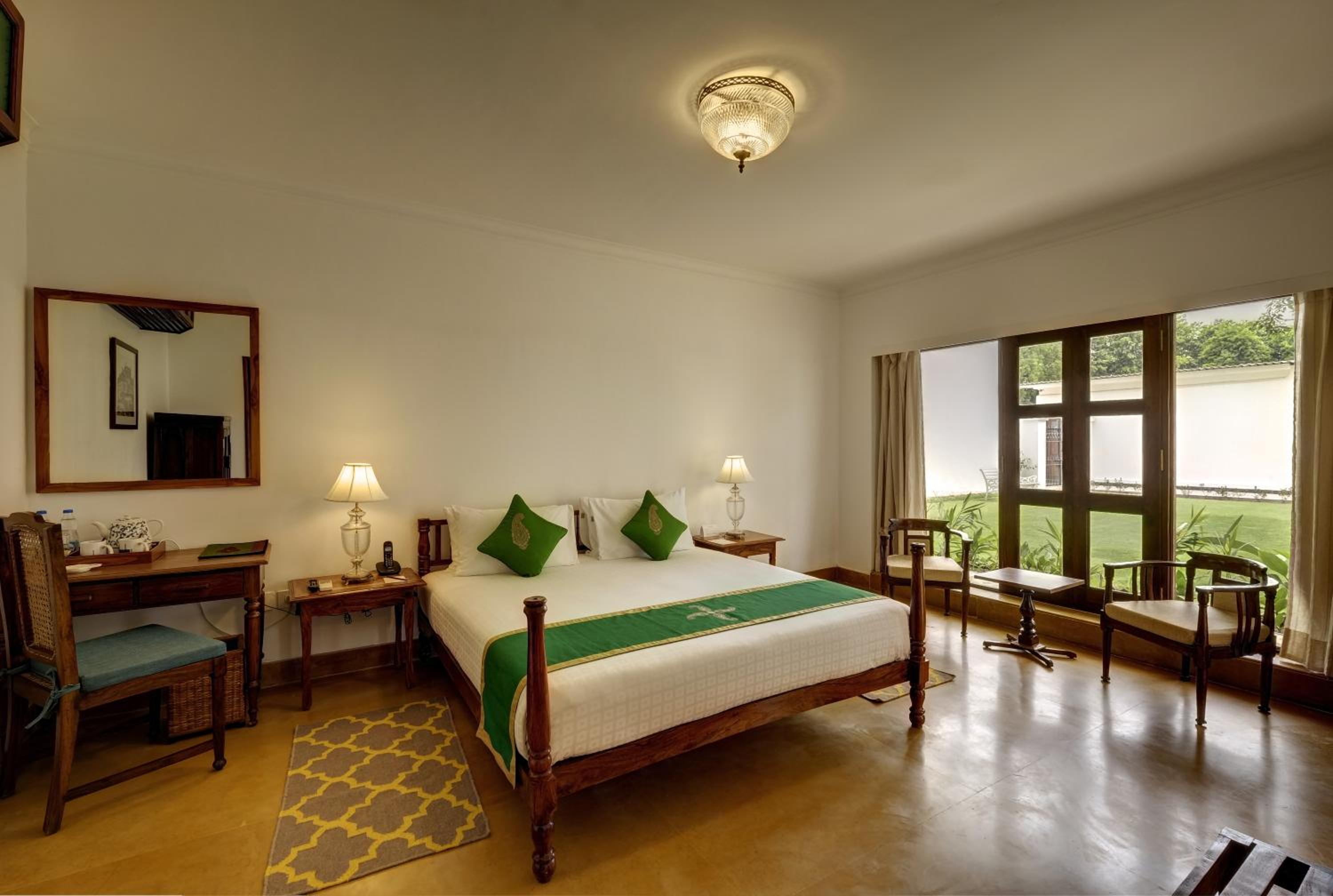 Residential, King Bed