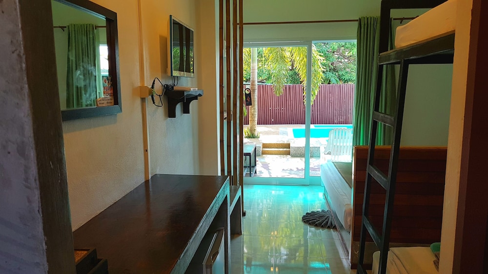 Riviera Boutique House 35/66