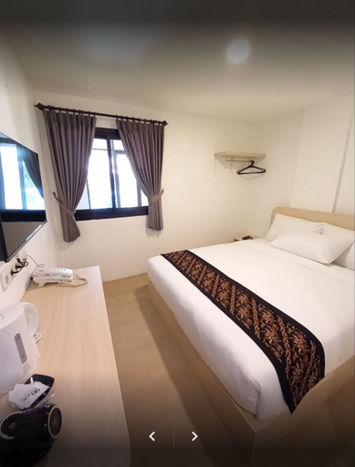 Hotel Syariah 99 4/11