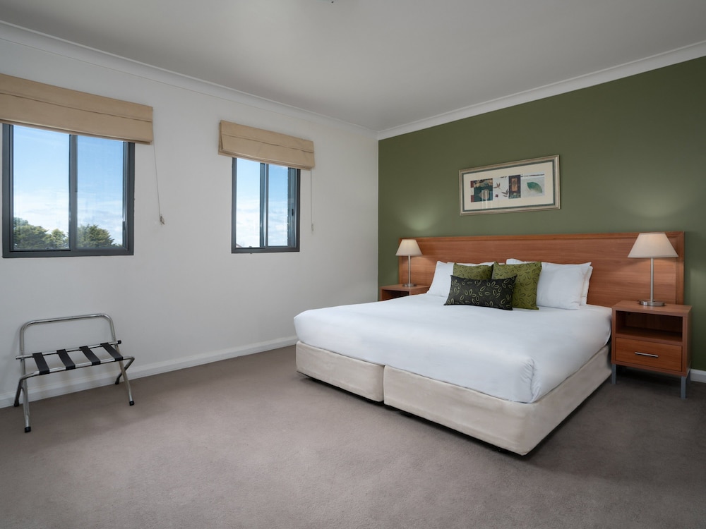 شقة بسرير كوين وسريرين منفصلين بغرفتي نوم، Leisure Inn Spires 2/7