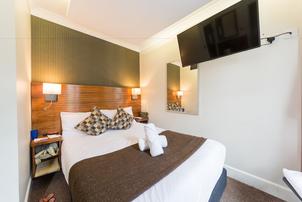 Chester Hotel Victoria 13/65