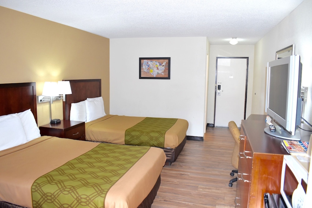 Bridge Views Inn Stroudsburg 23/49