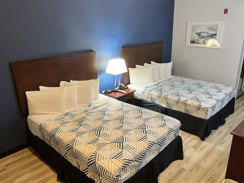 Baymont by Wyndham Ridgecrest 29/49
