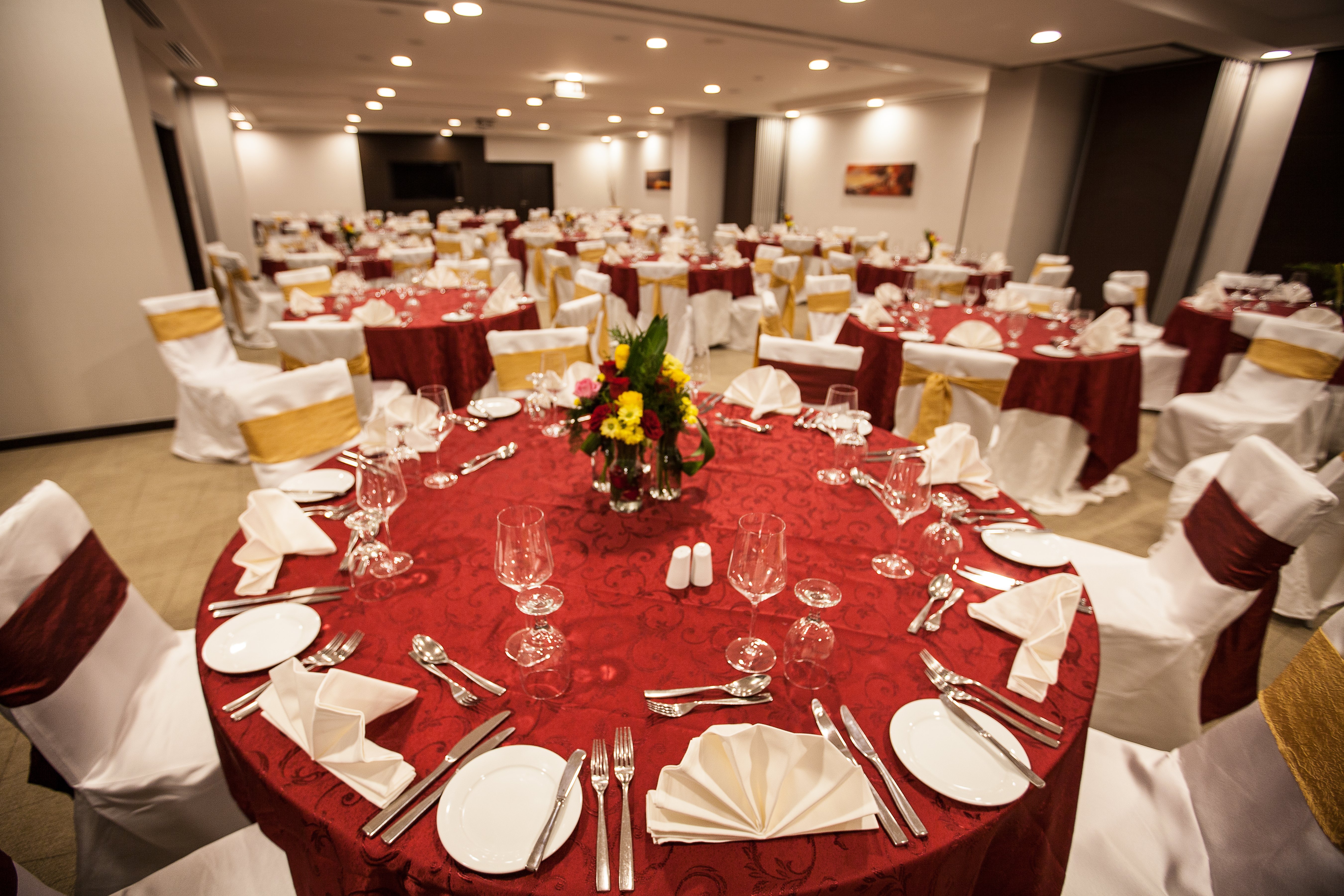 Holiday Inn Muscat al Seeb by IHG 56/73