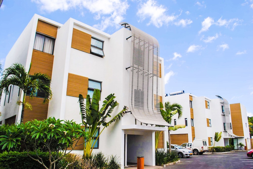 Cap Ouest by Horizon Holidays 2/74