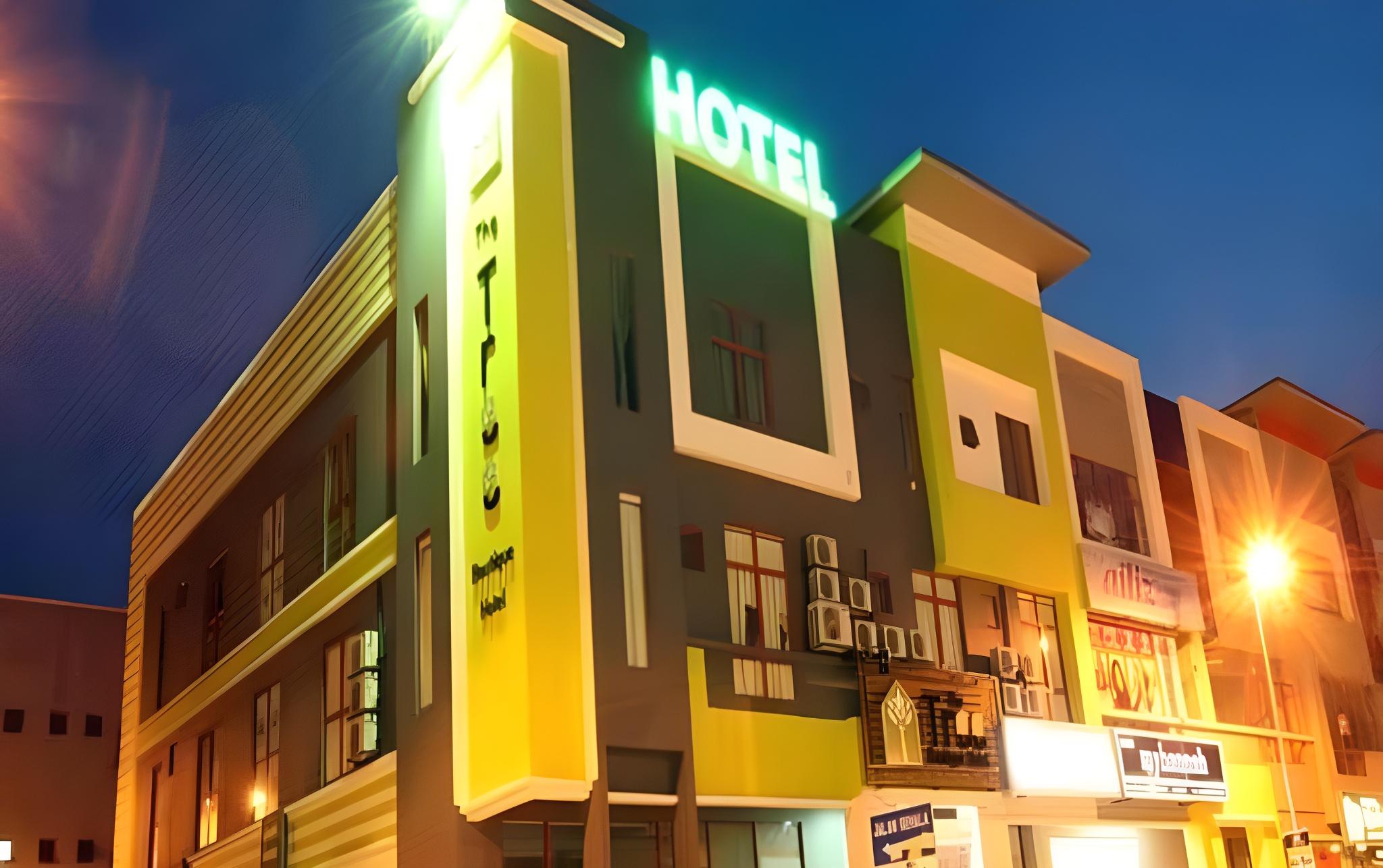 THE TREE BOUTIQUE HOTEL 11/44