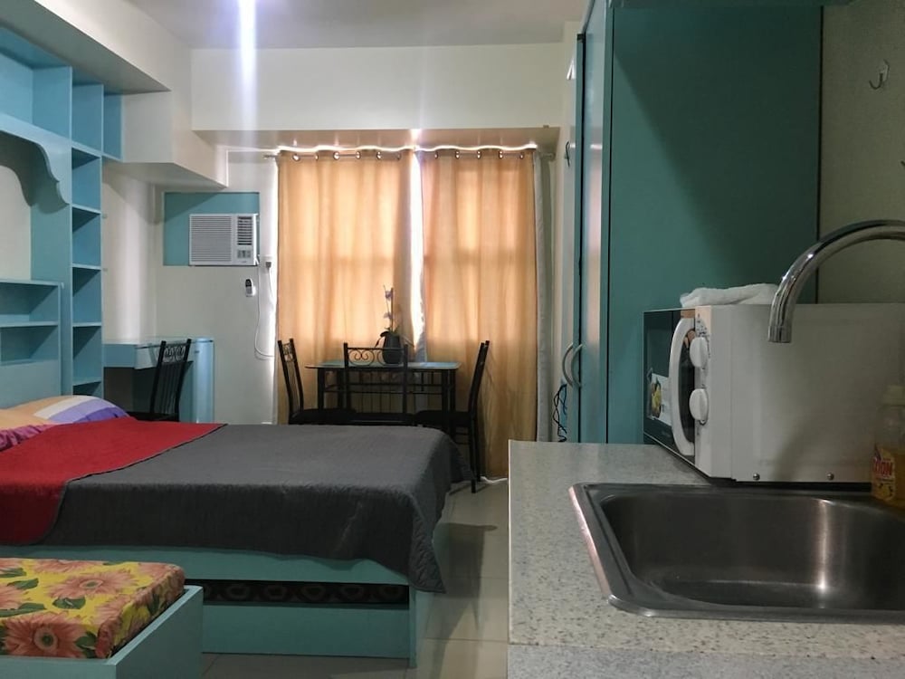 Felicity Suites At Horizon 101 7/16