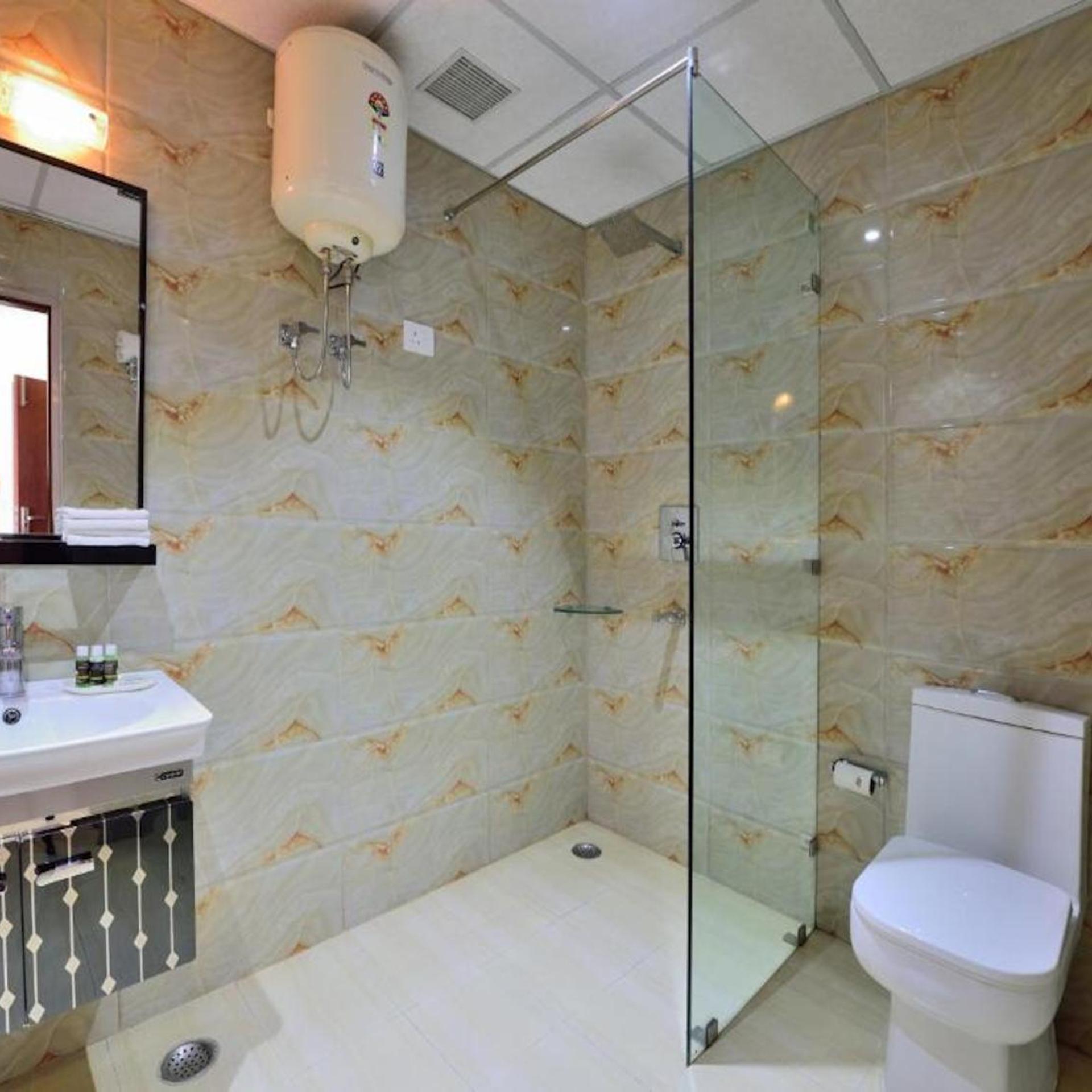 GALLEU HILL RESORTS 51/54
