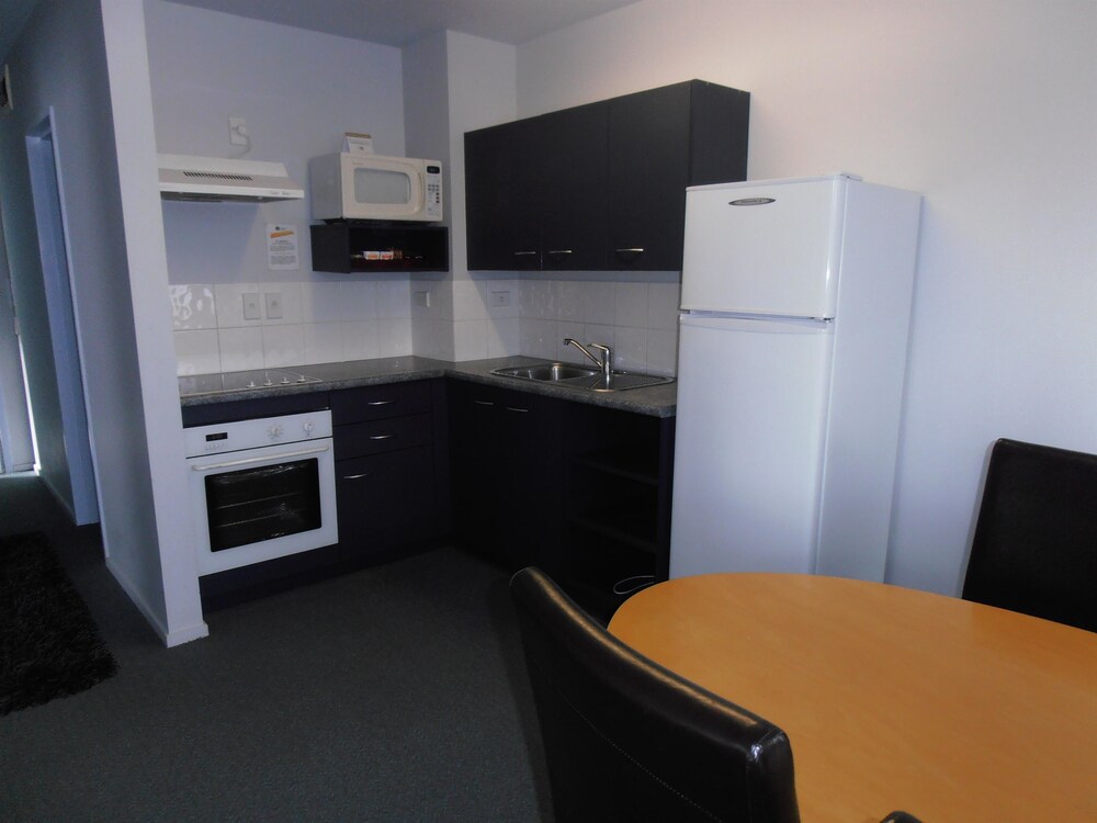 Best Western Wellington 33/35