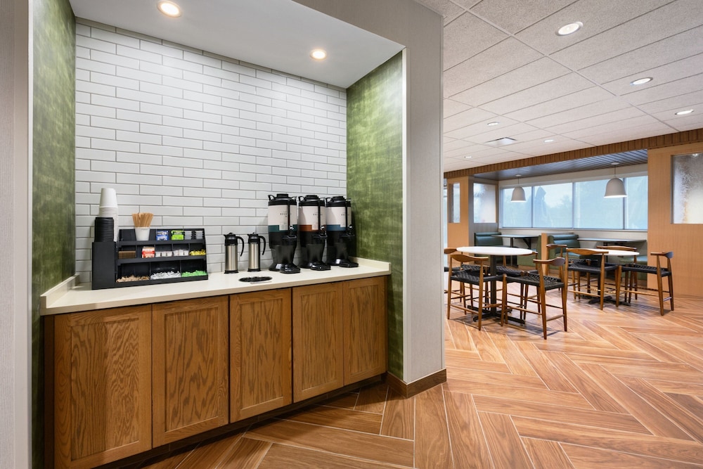 Fairfield Inn & Suites by Marriott Orlando at Millenia 13/30