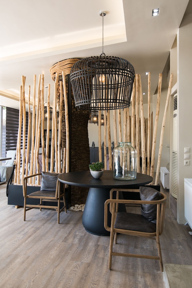 Mikelina Boutique Hotel 53/67