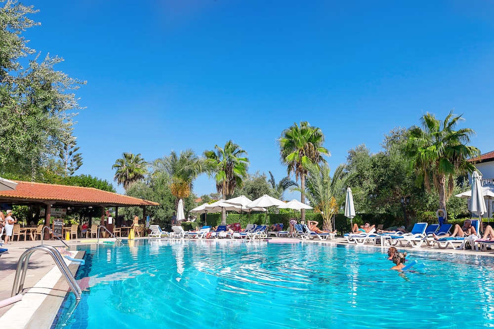 The Ship Inn Hotel Villas 42/50