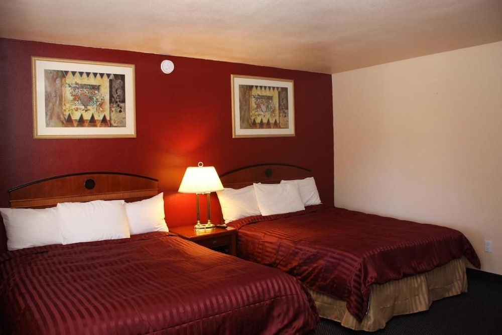 Budget Inn 22/66