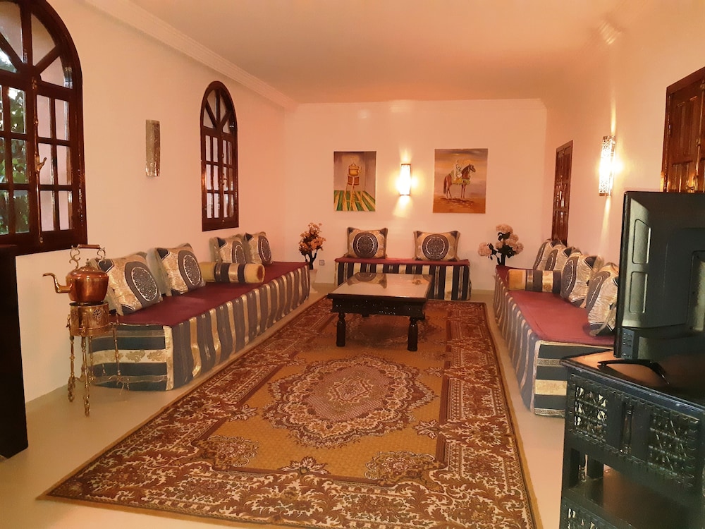 Relais de l Ourika 9/18