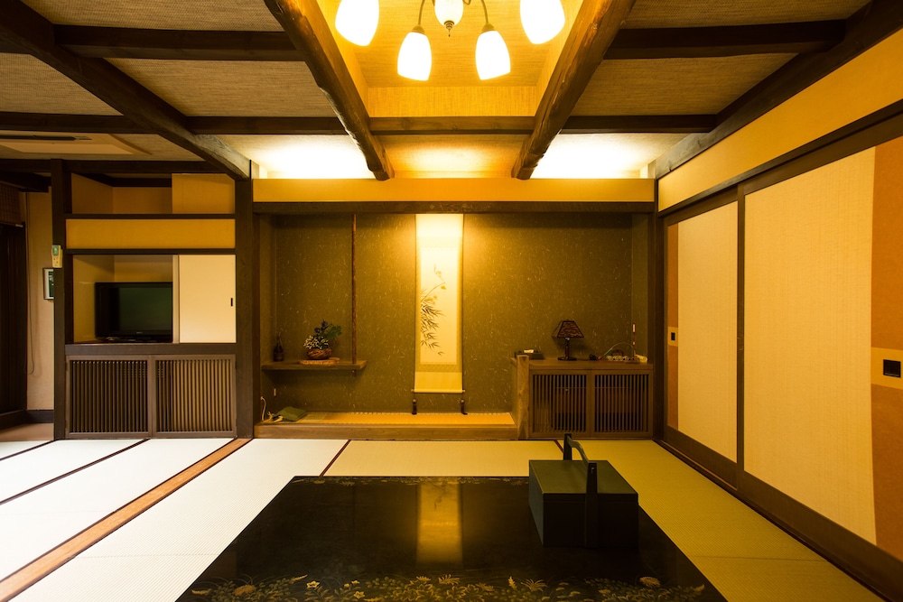 Minakamisanso 38/46