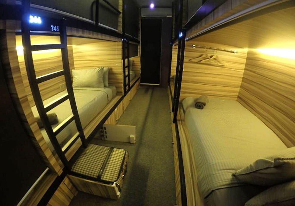 HereHotel.com 20/38