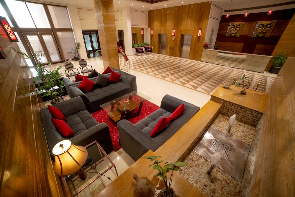 Ramada by Wyndham Jaipur Jaisinghpura photo5