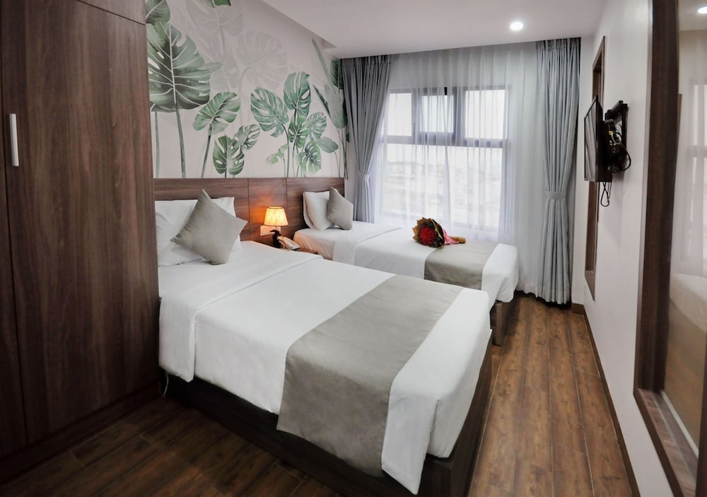 Mega Light Hotel 14/43