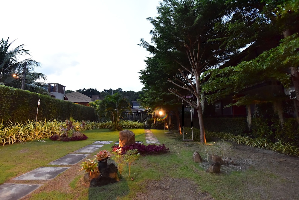 The Breeze Lipe Resort 35/44