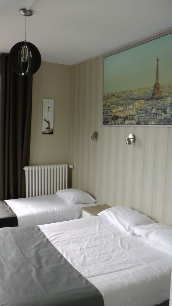 L Univers Hotel 15/41