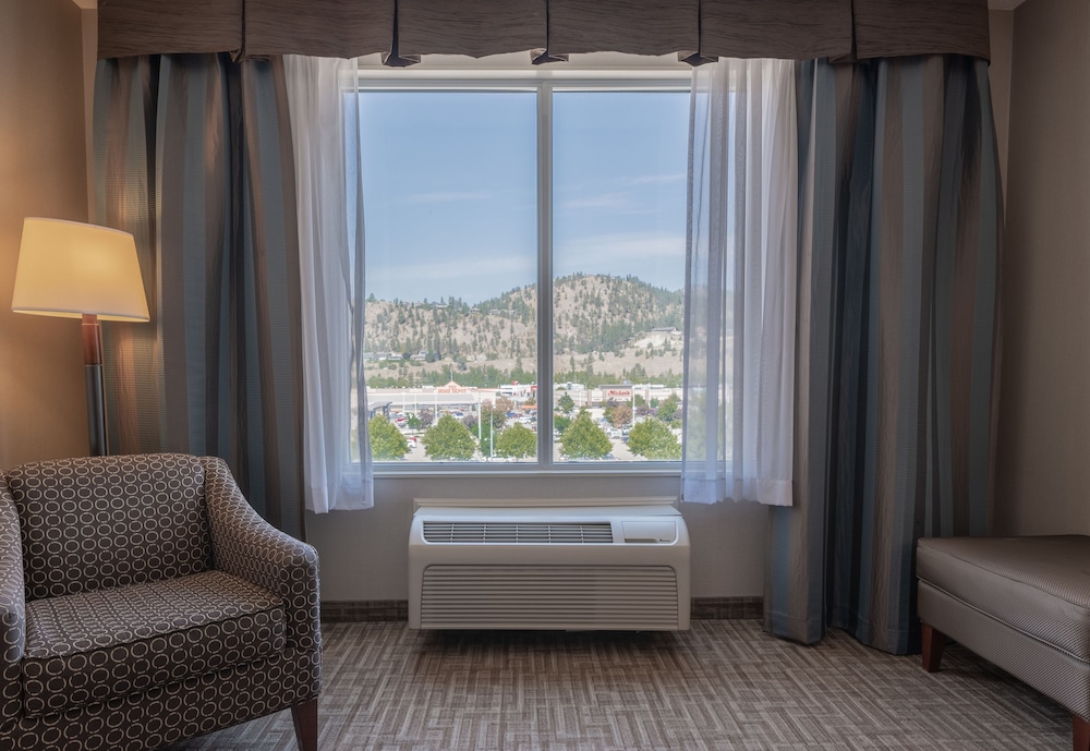 Kanata Kelowna Hotel and Conference Centre 34/47