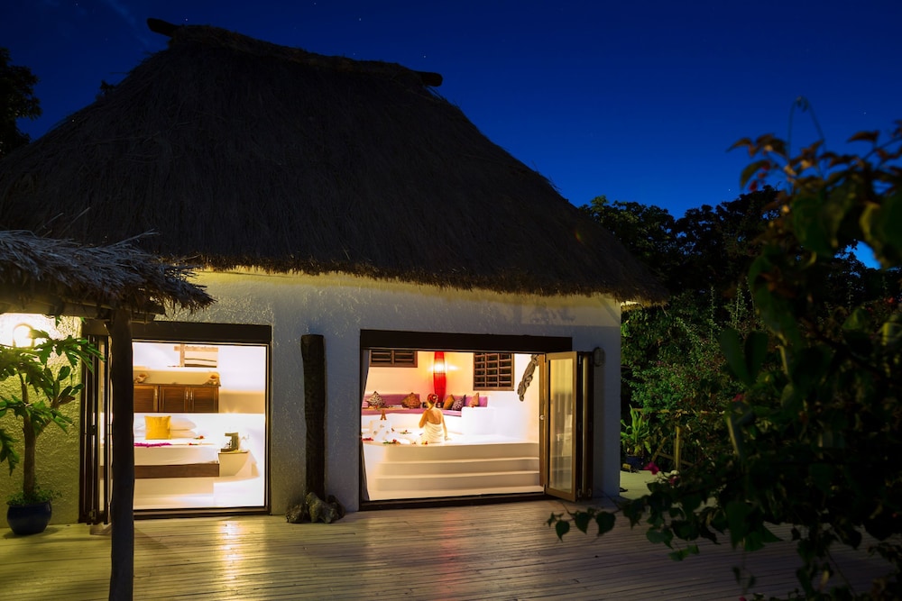 Navutu Stars Resort 7/63