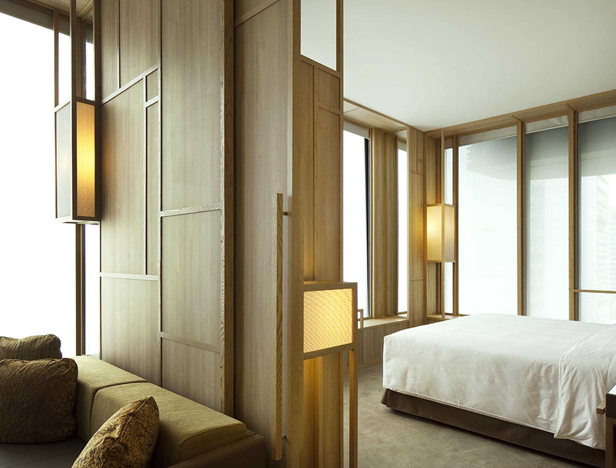 URBAN, SUITE