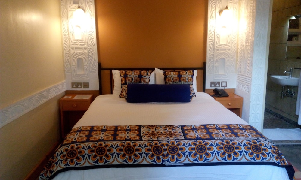 Parklands Shade Hotel 10/41