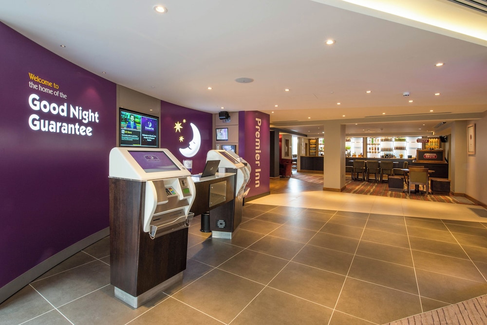 Premier Inn London St Pancras Hotel 6/55