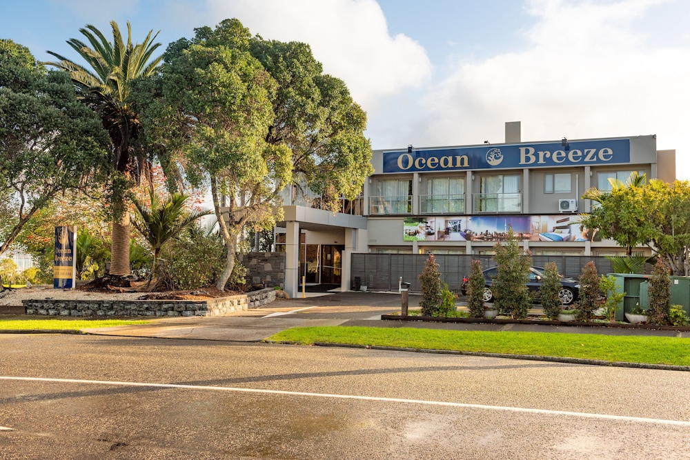 Ocean Breeze Hotel Takapuna 35/41