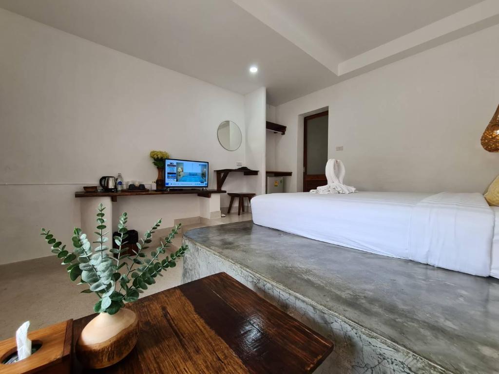 Garden, Double Bed