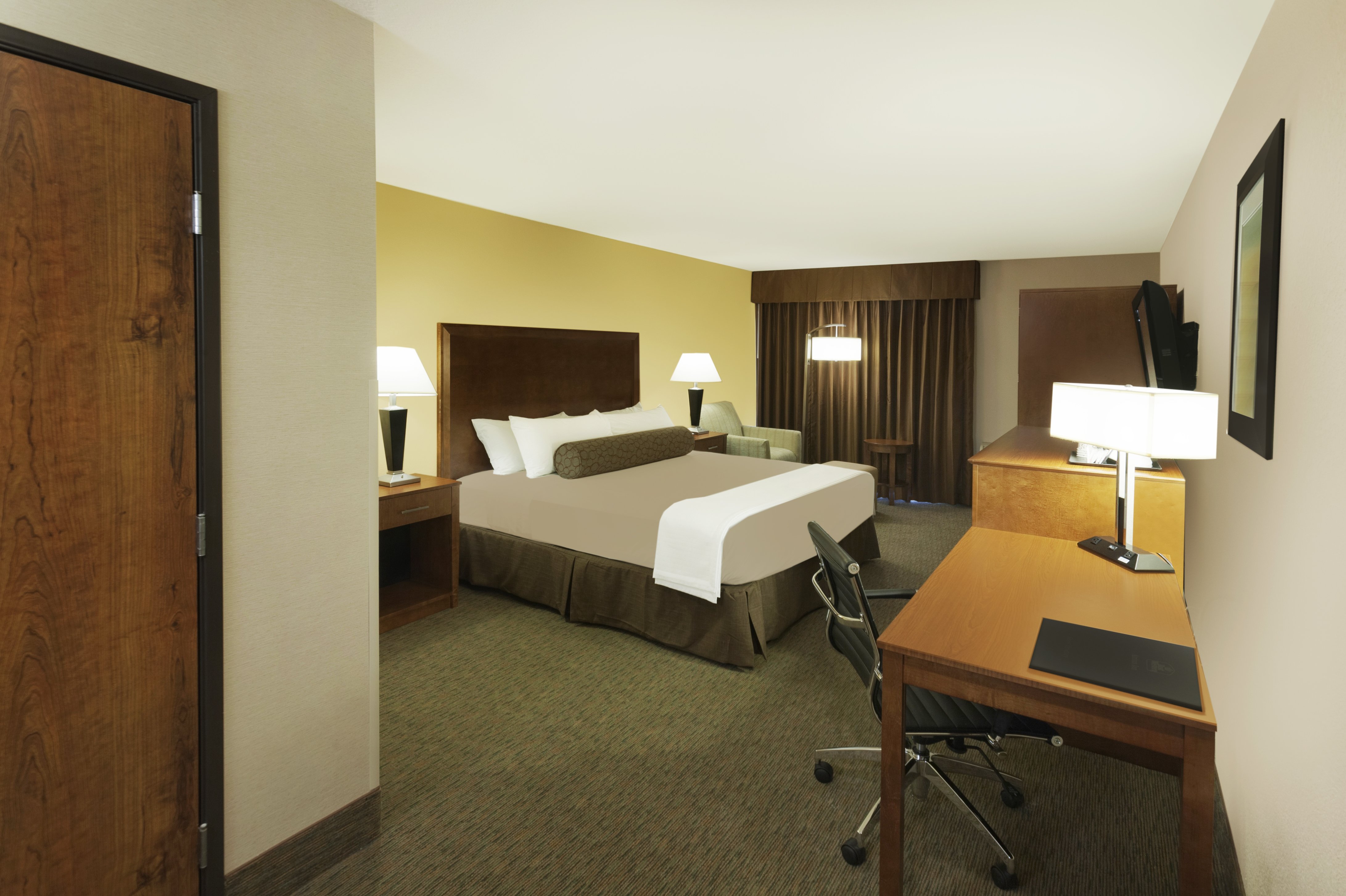 Best Western Plus Atrium Inn 11/26