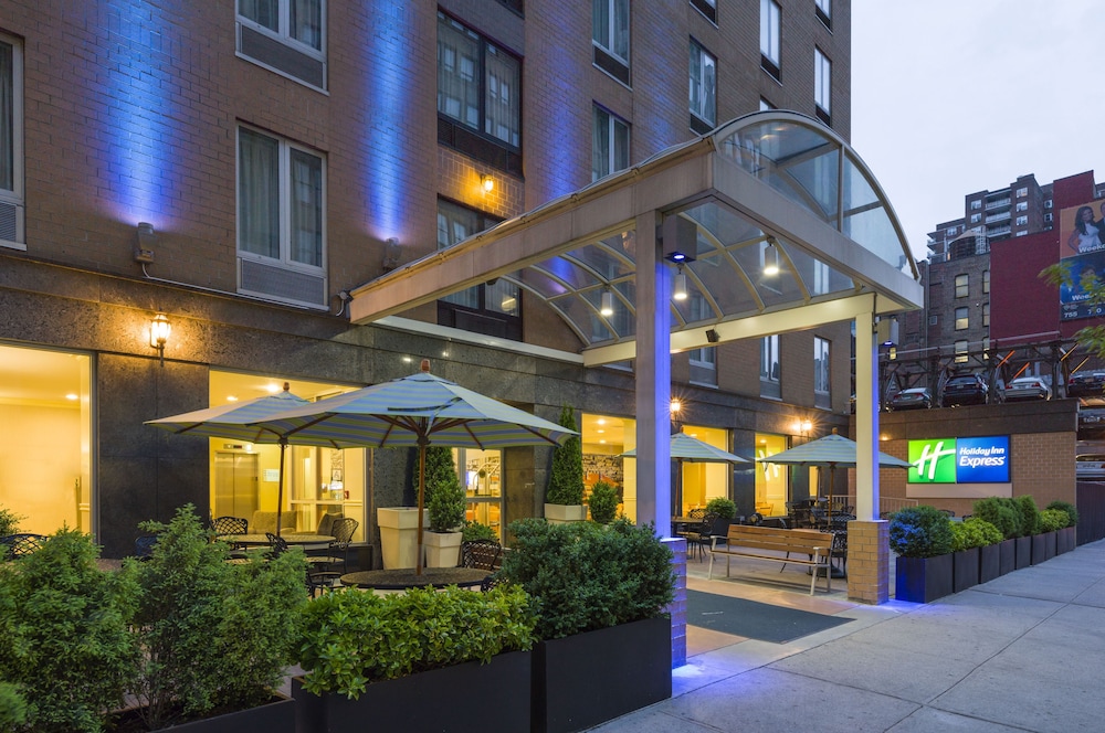 Holiday Inn Express - New York City Chelsea 5/50