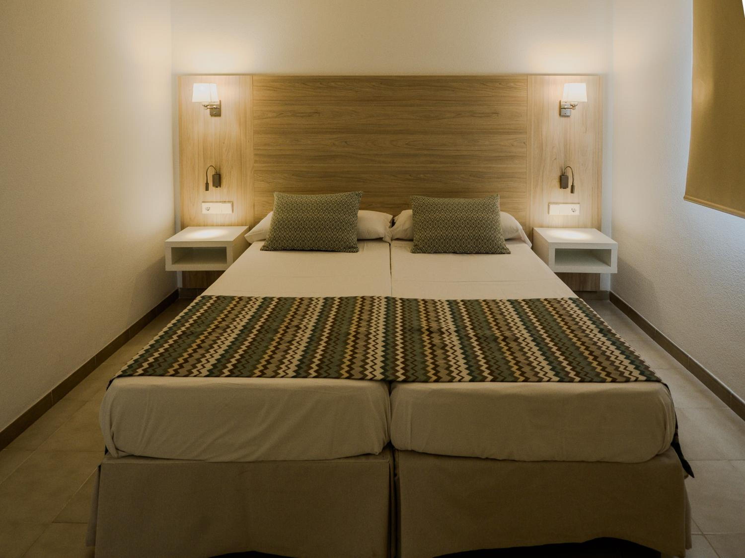Hotel La Santa Maria 10/28