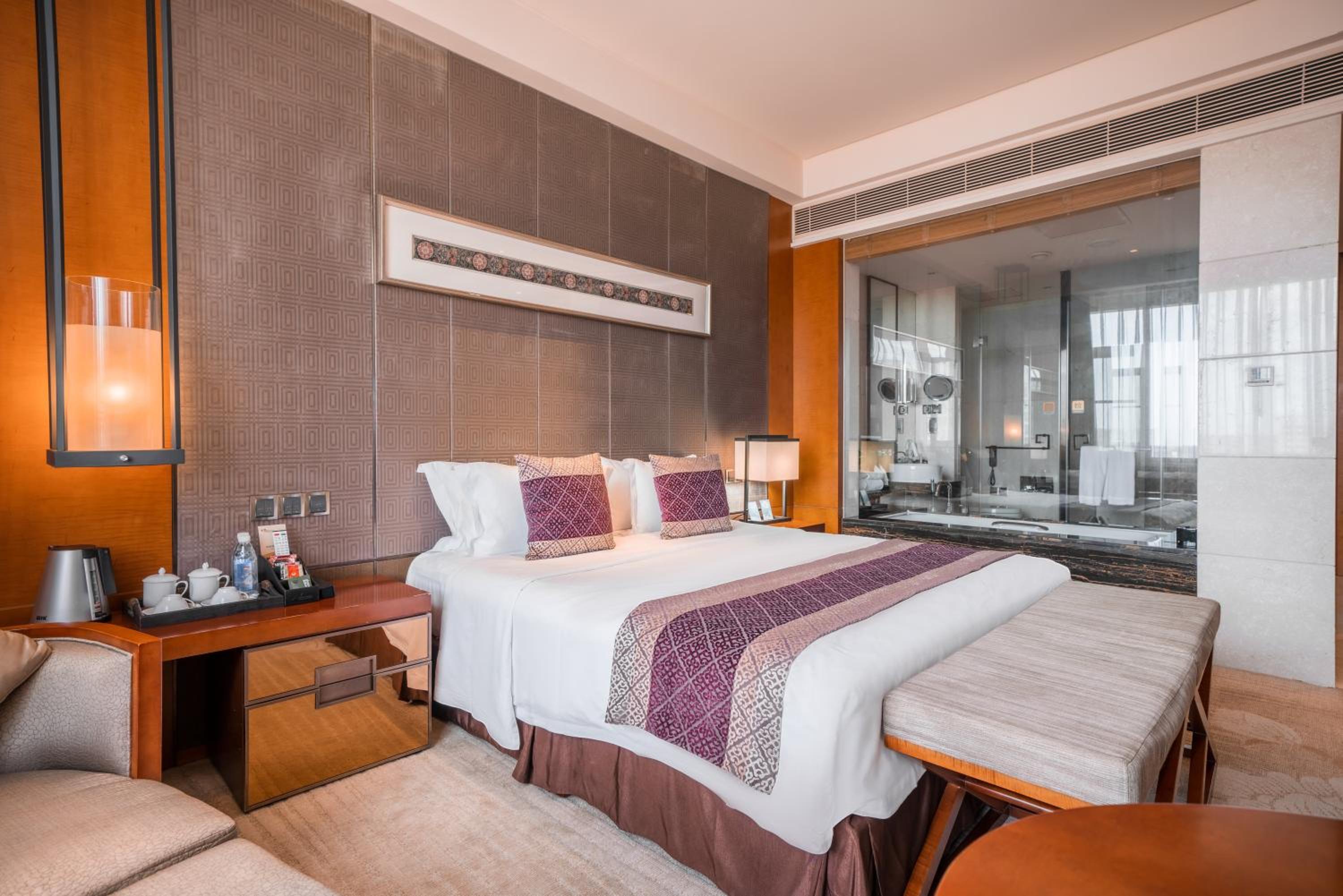 Chengdu Airport Hotel 15/55
