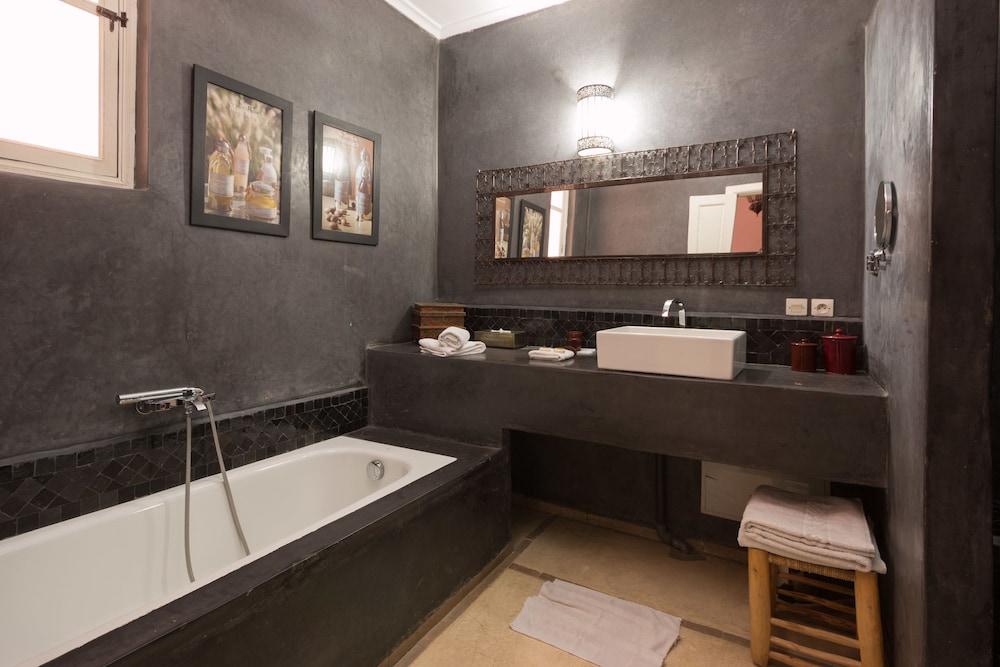 Riad Alegria 6/78