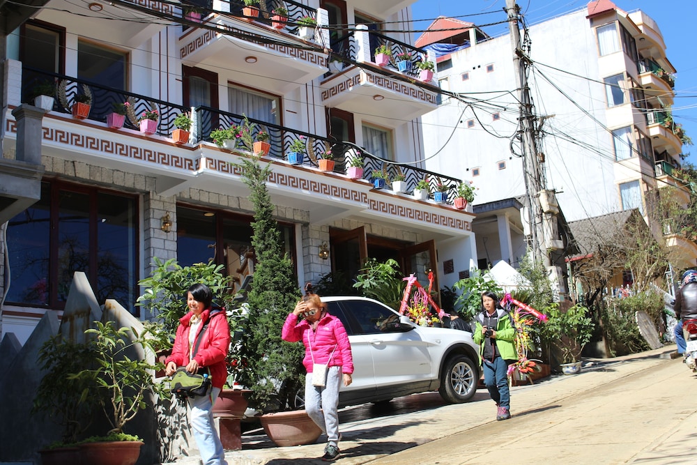 Sapa Dragon Hotel 58/63