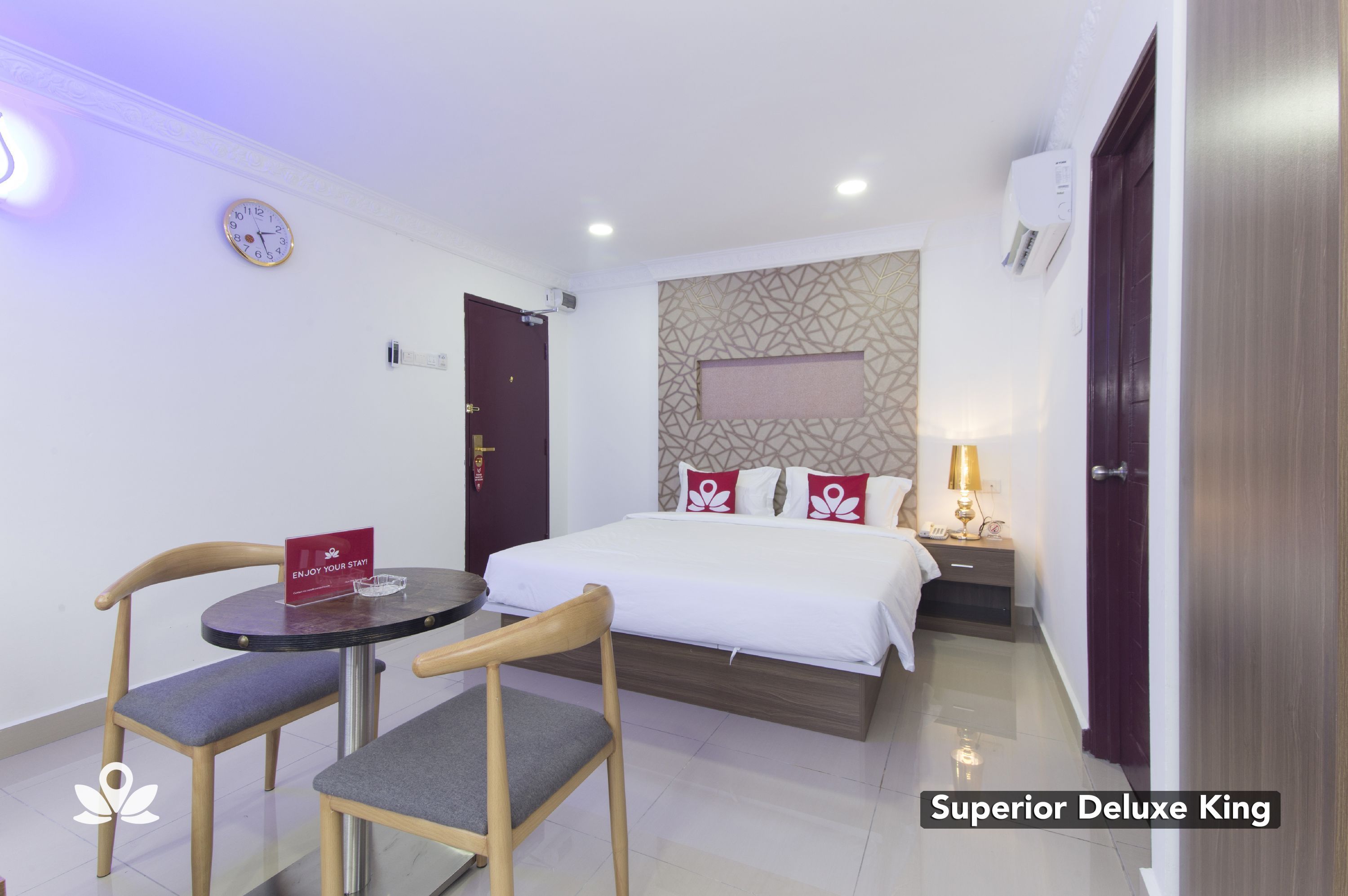 Zen Rooms Poorna Hotel 30/50
