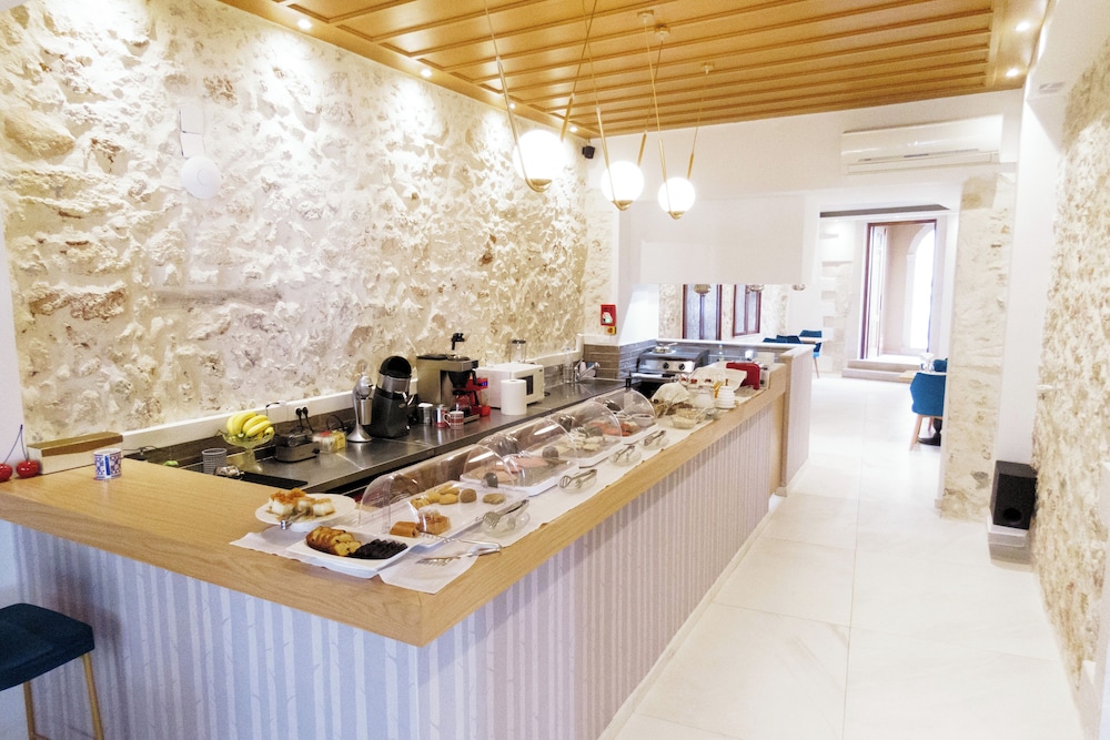 Casa Moazzo Suites and Apartments 10/59
