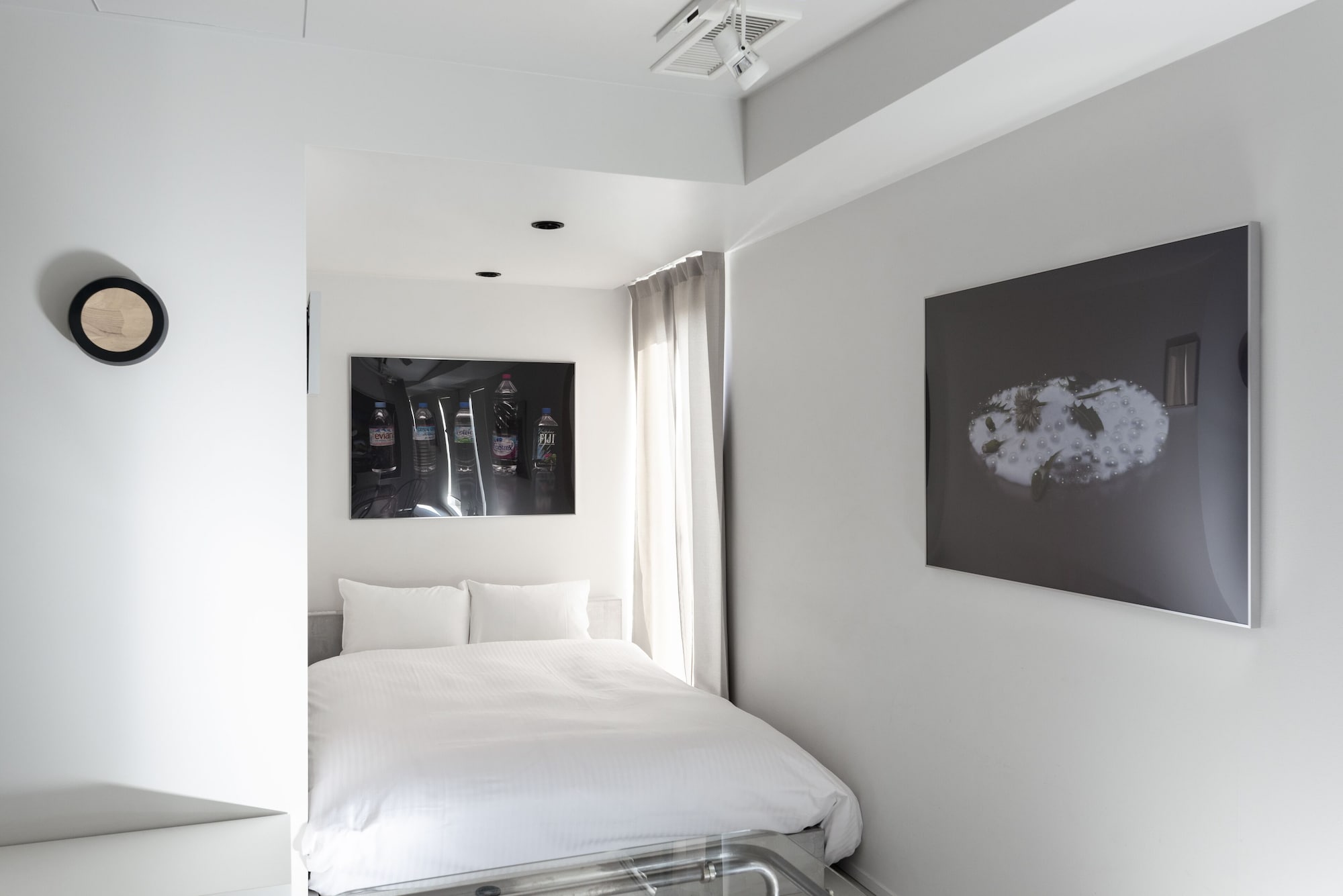 Gallery, Double Bed