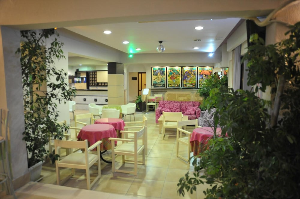 Anseli Hotel Apartments and Studios 21/33