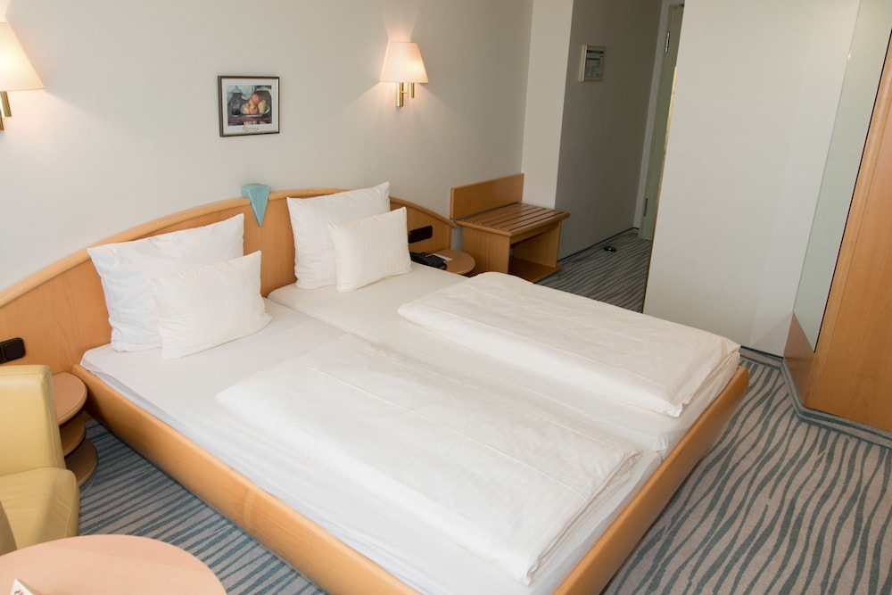 Stadt Munchen Hotel 6/33
