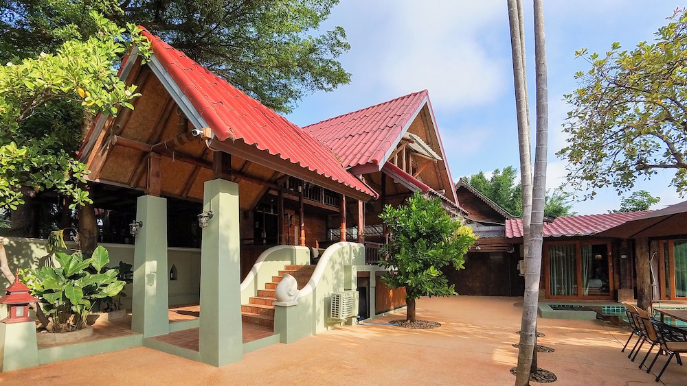 Tolani Riverside Chiang Mai Villa in CHIANG MAI