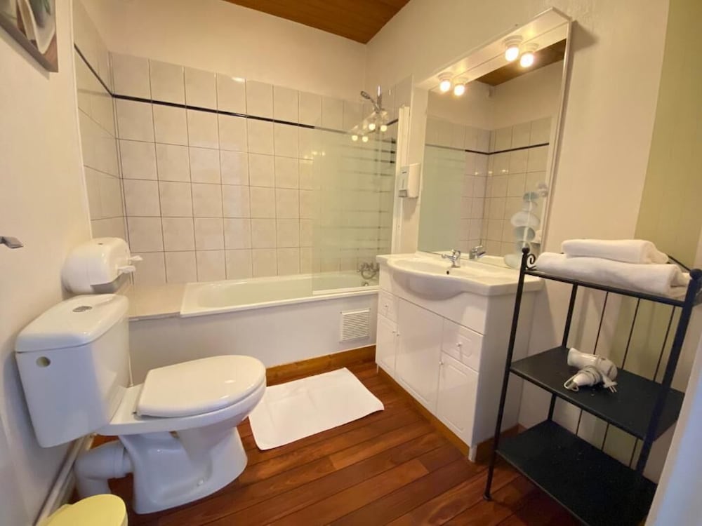 Comfort, Triple, 1 Double and 1 Single Bed