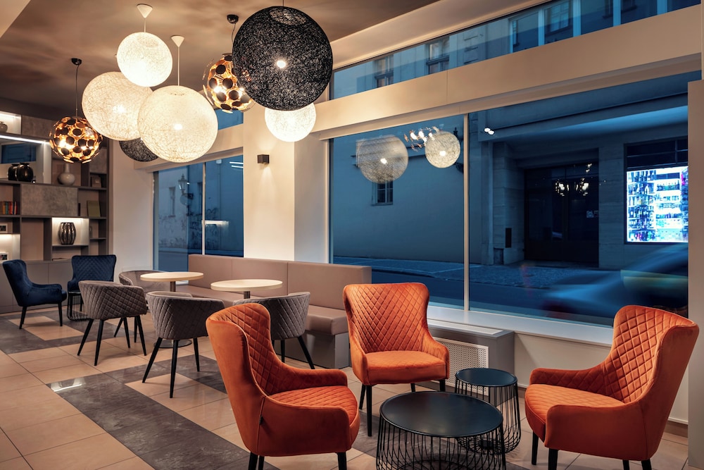 Astoria Hotel 46/56