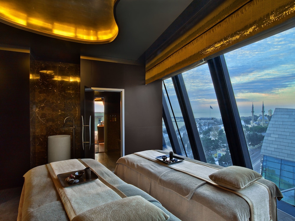 Fairmont Baku Flame Towers 19/76